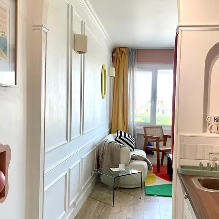 Apartment Splendide Tres Proche Gare - 16min Champs-elysees *